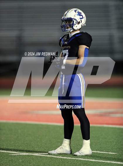 Thumbnail 2 in Carter vs. Sulphur Springs (UIL Football 4A Division 1 Region 2 Bi-District) photogallery.