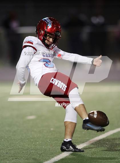 Thumbnail 3 in Carter vs. Sulphur Springs (UIL Football 4A Division 1 Region 2 Bi-District) photogallery.
