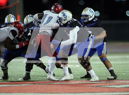 Thumbnail 1 in Carter vs. Sulphur Springs (UIL Football 4A Division 1 Region 2 Bi-District) photogallery.
