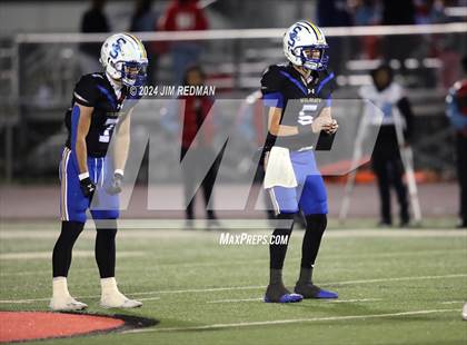 Thumbnail 1 in Carter vs. Sulphur Springs (UIL Football 4A Division 1 Region 2 Bi-District) photogallery.