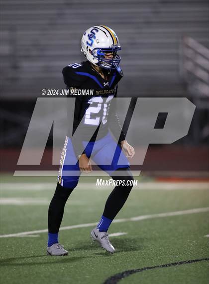 Thumbnail 1 in Carter vs. Sulphur Springs (UIL Football 4A Division 1 Region 2 Bi-District) photogallery.