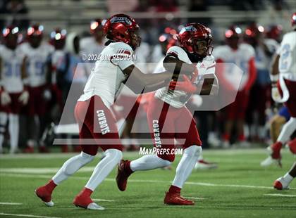 Thumbnail 1 in Carter vs. Sulphur Springs (UIL Football 4A Division 1 Region 2 Bi-District) photogallery.