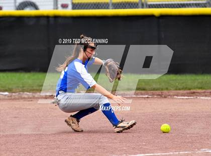 Thumbnail 2 in South Side vs. Carlisle (AAA 2A Regional Playoff) photogallery.