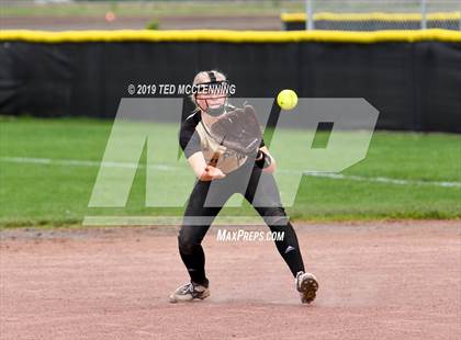 Thumbnail 3 in South Side vs. Carlisle (AAA 2A Regional Playoff) photogallery.