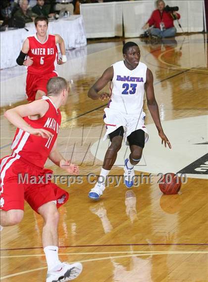 Thumbnail 1 in Mater Dei vs. DeMatha (Hoophall Classic) photogallery.
