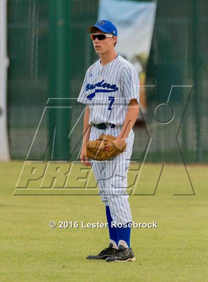 Thumbnail 3 in Bandera vs. Sinton (UIL 4A Area Playoffs) photogallery.