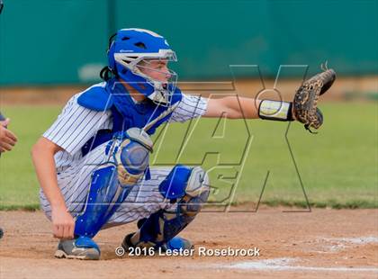 Thumbnail 2 in Bandera vs. Sinton (UIL 4A Area Playoffs) photogallery.