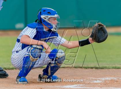 Thumbnail 2 in Bandera vs. Sinton (UIL 4A Area Playoffs) photogallery.