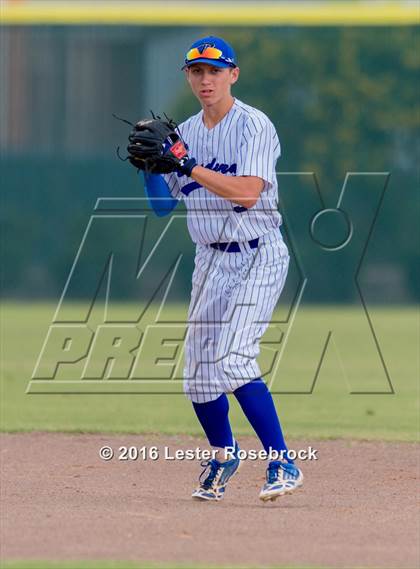 Thumbnail 2 in Bandera vs. Sinton (UIL 4A Area Playoffs) photogallery.