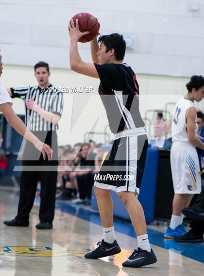 Thumbnail 3 in Santa Clara vs. Gunn (CIF CCS D2 Quarterfinal) photogallery.