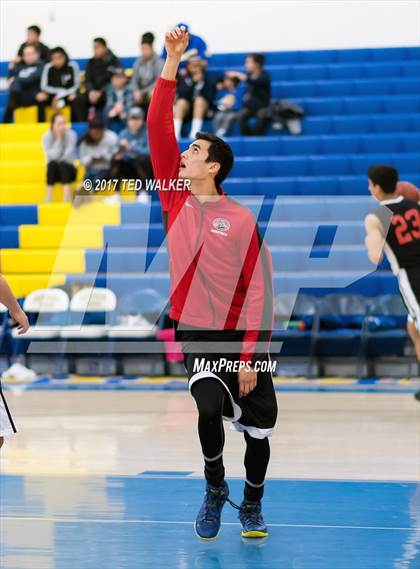 Thumbnail 1 in Santa Clara vs. Gunn (CIF CCS D2 Quarterfinal) photogallery.