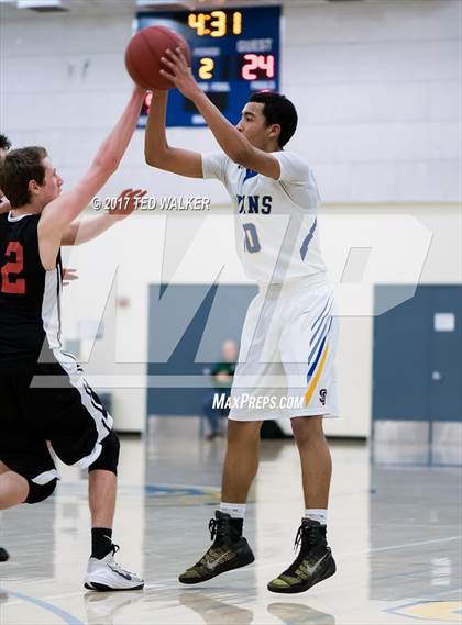 Thumbnail 3 in Santa Clara vs. Gunn (CIF CCS D2 Quarterfinal) photogallery.