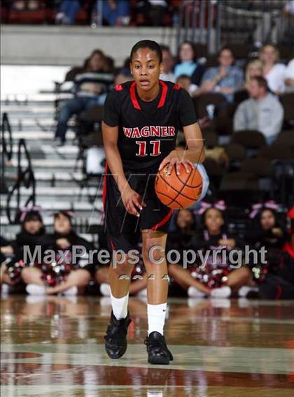 Thumbnail 1 in MacArthur vs. Wagner (UIL 5A Semifinal) photogallery.