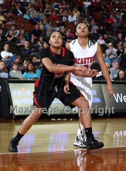 Thumbnail 3 in MacArthur vs. Wagner (UIL 5A Semifinal) photogallery.