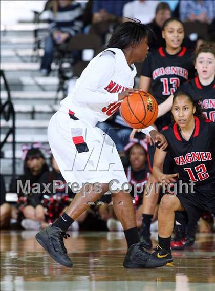 Thumbnail 3 in MacArthur vs. Wagner (UIL 5A Semifinal) photogallery.