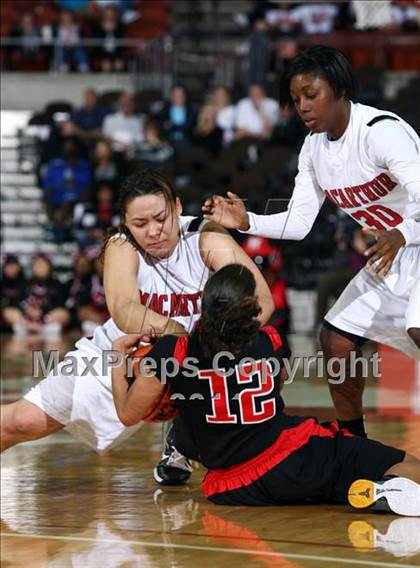 Thumbnail 1 in MacArthur vs. Wagner (UIL 5A Semifinal) photogallery.