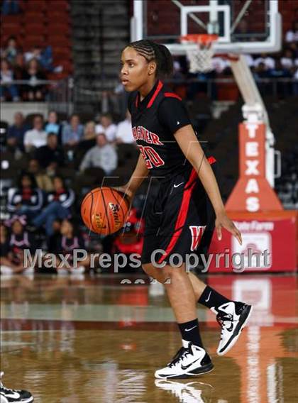 Thumbnail 3 in MacArthur vs. Wagner (UIL 5A Semifinal) photogallery.