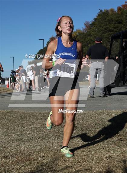Thumbnail 1 in NCHSAA 4A Championship photogallery.