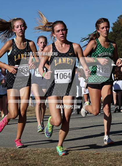 Thumbnail 1 in NCHSAA 4A Championship photogallery.
