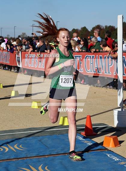 Thumbnail 3 in NCHSAA 4A Championship photogallery.