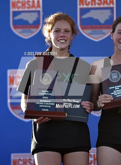 Thumbnail 1 in NCHSAA 4A Championship photogallery.