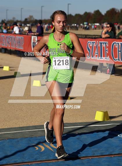 Thumbnail 1 in NCHSAA 4A Championship photogallery.