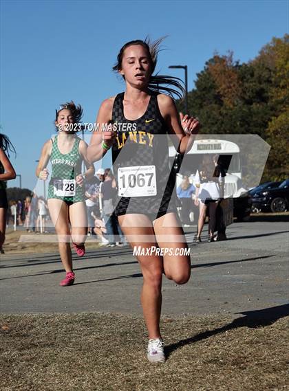 Thumbnail 3 in NCHSAA 4A Championship photogallery.