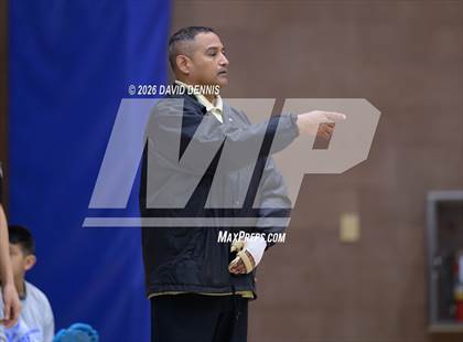 Thumbnail 2 in Taft vs. Del Oro (BCHS MLK Showcase) photogallery.