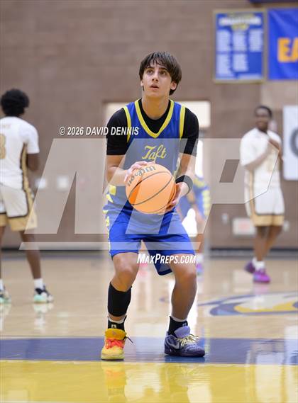 Thumbnail 1 in Taft vs. Del Oro (BCHS MLK Showcase) photogallery.