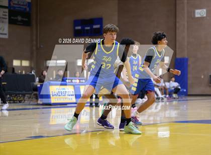 Thumbnail 1 in Taft vs. Del Oro (BCHS MLK Showcase) photogallery.