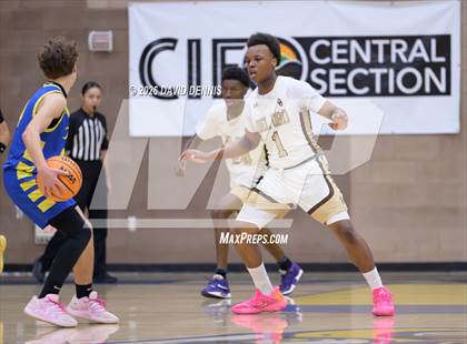 Thumbnail 1 in Taft vs. Del Oro (BCHS MLK Showcase) photogallery.