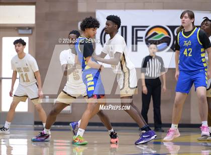 Thumbnail 2 in Taft vs. Del Oro (BCHS MLK Showcase) photogallery.