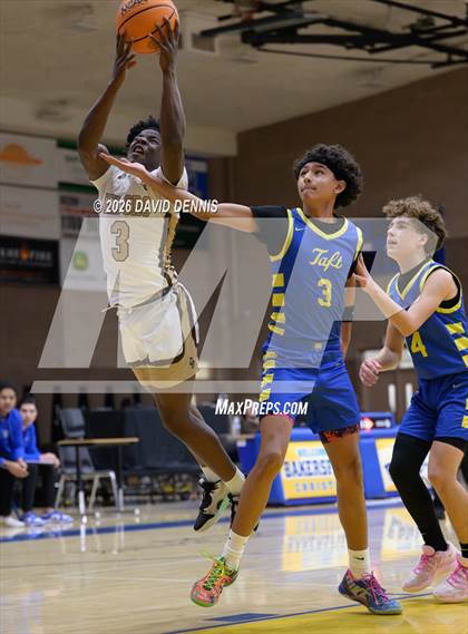 Thumbnail 3 in Taft vs. Del Oro (BCHS MLK Showcase) photogallery.