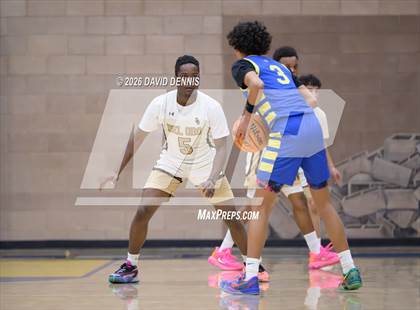 Thumbnail 2 in Taft vs. Del Oro (BCHS MLK Showcase) photogallery.