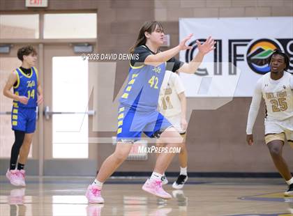 Thumbnail 3 in Taft vs. Del Oro (BCHS MLK Showcase) photogallery.