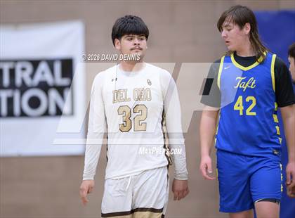 Thumbnail 1 in Taft vs. Del Oro (BCHS MLK Showcase) photogallery.