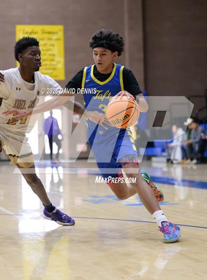 Thumbnail 1 in Taft vs. Del Oro (BCHS MLK Showcase) photogallery.