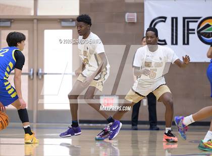 Thumbnail 1 in Taft vs. Del Oro (BCHS MLK Showcase) photogallery.