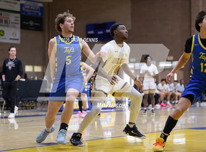 Thumbnail 2 in Taft vs. Del Oro (BCHS MLK Showcase) photogallery.