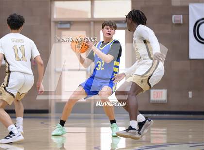 Thumbnail 3 in Taft vs. Del Oro (BCHS MLK Showcase) photogallery.