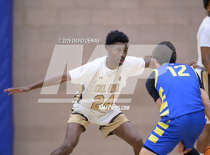 Thumbnail 2 in Taft vs. Del Oro (BCHS MLK Showcase) photogallery.