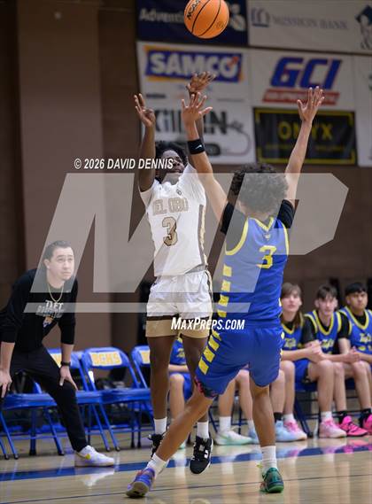 Thumbnail 1 in Taft vs. Del Oro (BCHS MLK Showcase) photogallery.