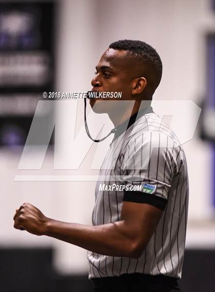 Thumbnail 2 in Master's Academy vs. Edgewood (Kalyn High Master’s Classic) photogallery.
