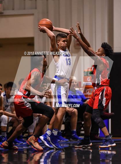 Thumbnail 3 in Master's Academy vs. Edgewood (Kalyn High Master’s Classic) photogallery.