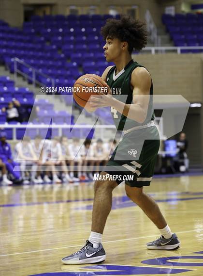 Thumbnail 2 in Reagan vs. Parish Episcopal (NISD/NEISD Tournament Final) photogallery.