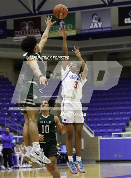 Thumbnail 3 in Reagan vs. Parish Episcopal (NISD/NEISD Tournament Final) photogallery.