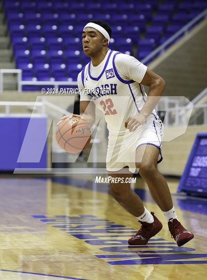 Thumbnail 1 in Reagan vs. Parish Episcopal (NISD/NEISD Tournament Final) photogallery.