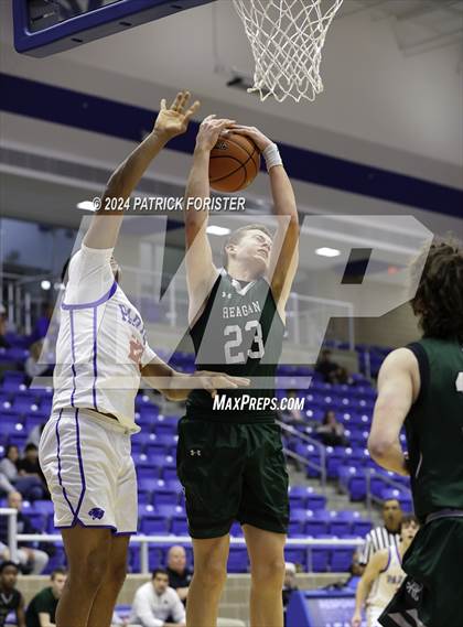 Thumbnail 3 in Reagan vs. Parish Episcopal (NISD/NEISD Tournament Final) photogallery.