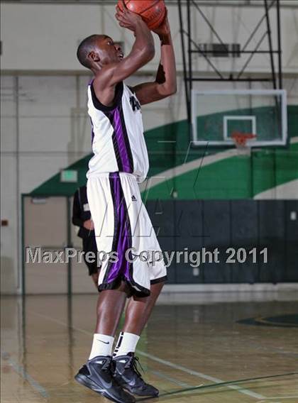 Thumbnail 3 in Panorama vs Eastside (Canyon Classic) photogallery.
