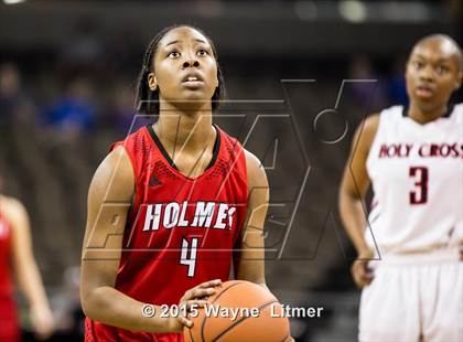 Thumbnail 1 in Holmes vs. Holy Cross (KHSAA 9th Region Final) photogallery.